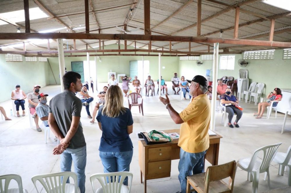Alessandra Vieira se reúne com trabalhadores rurais de Taquaritinga do Norte