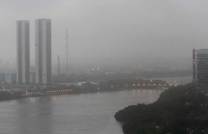 Apac renova alerta de chuvas fortes no Grande Recife e outras regiões de Pernambuco; confira
