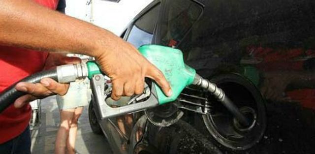 Petrobras eleva preço da gasolina em 18% e do diesel, em 25%; novos valores começam nesta sexta-feira (11)