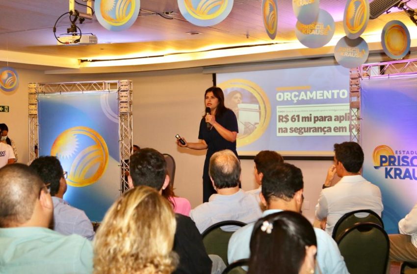 Priscila Krause promove ato de prestação de contas do mandato e conversa sobre o futuro de Pernambuco
