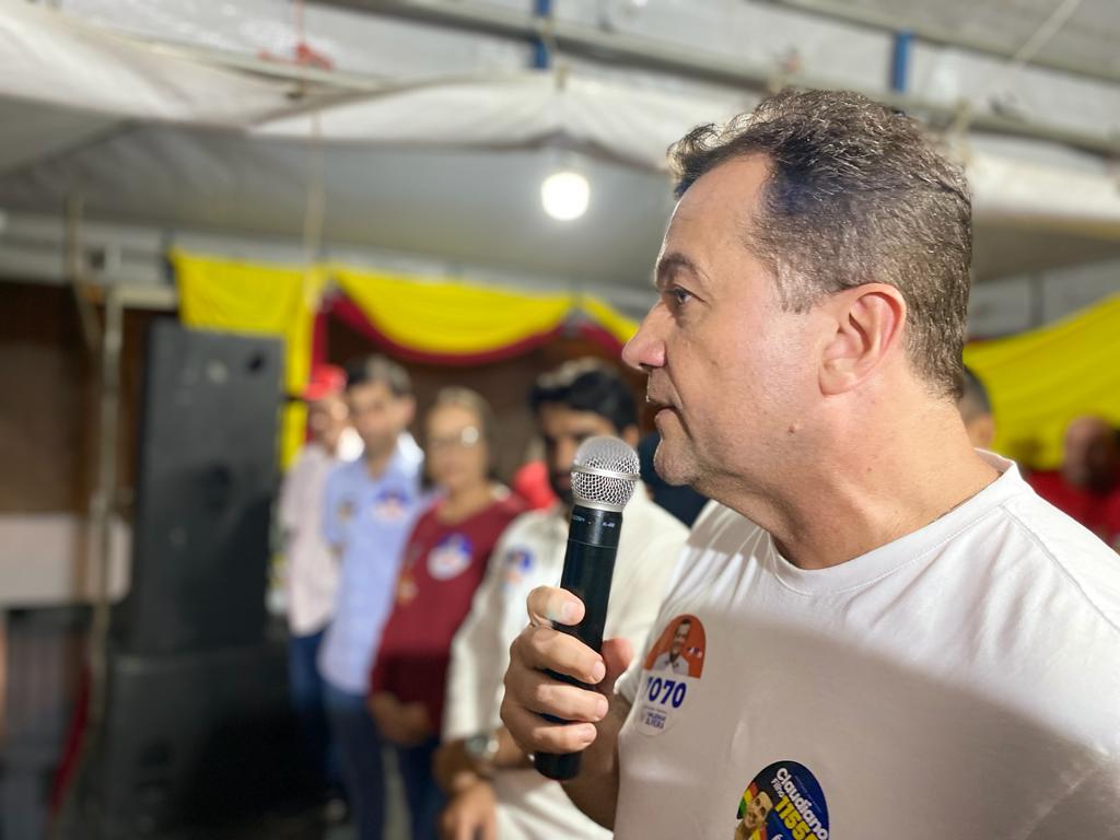 Waldemar se reúne com grupo de apoiadores em Caruaru
