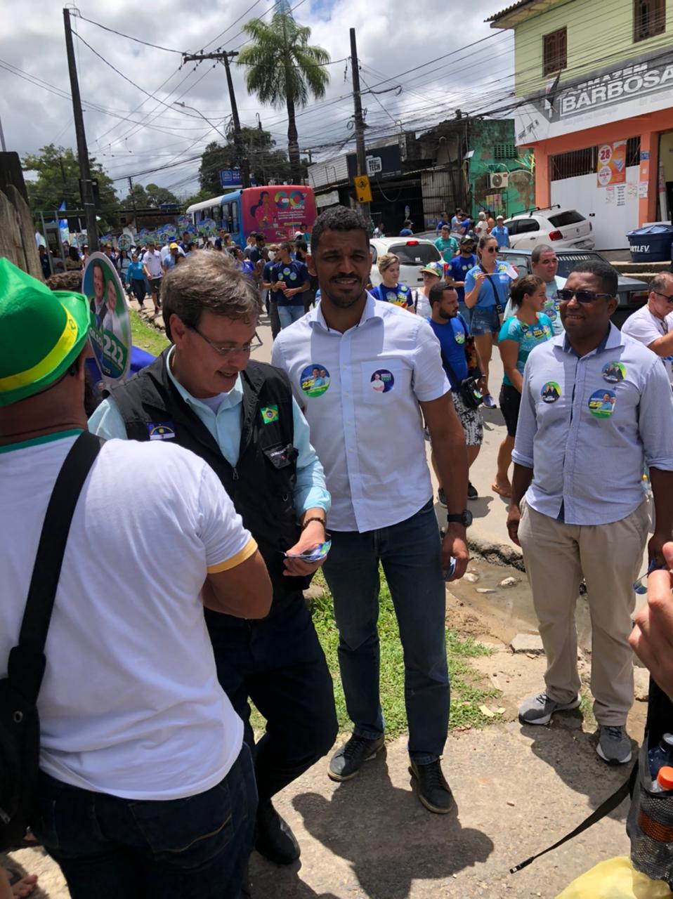 Bergue Júnior participa de caminhada no Terminal do Jenipapo juntamente com a Majoritária