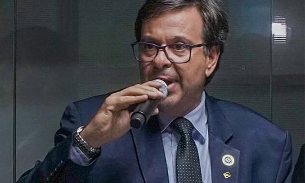 “Barroso veta piso de enfermagem mais aumentou salário para R$ 46 mil”, diz Gilson Machado