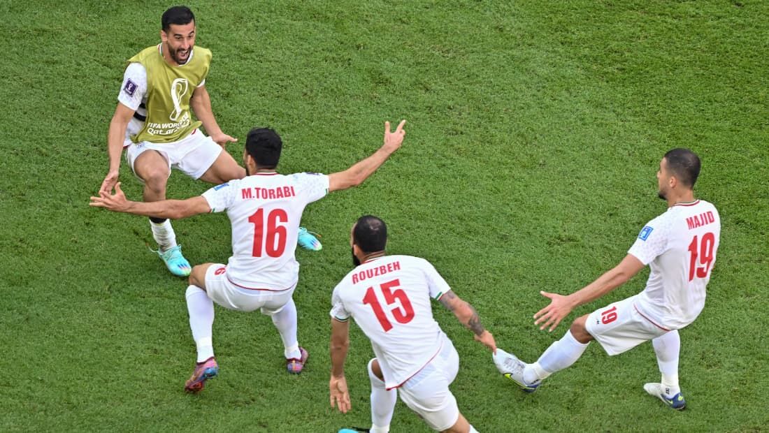 Com gols no final, Irã derrota País de Gales e conquista primeira vitória na Copa do Mundo
