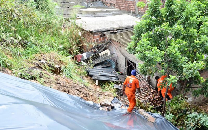 Camaragibe e Recife recebem simulado de deslizamento e evacuação em áreas de risco