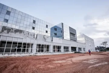 Recife inaugura inovador Hospital da Criança com terapia de equoterapia inédita na