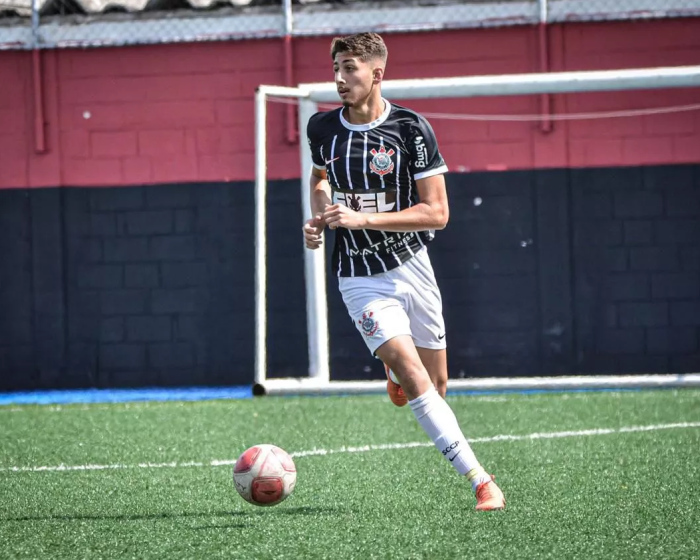 Sami Hadi brilha na base do Corinthians e já mira segundo título em quatro meses de clube